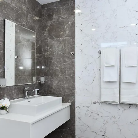 ゲストハウス Kaleya House 3*