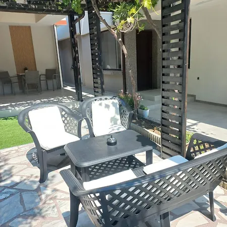 Kaleya House チェルノモレツ